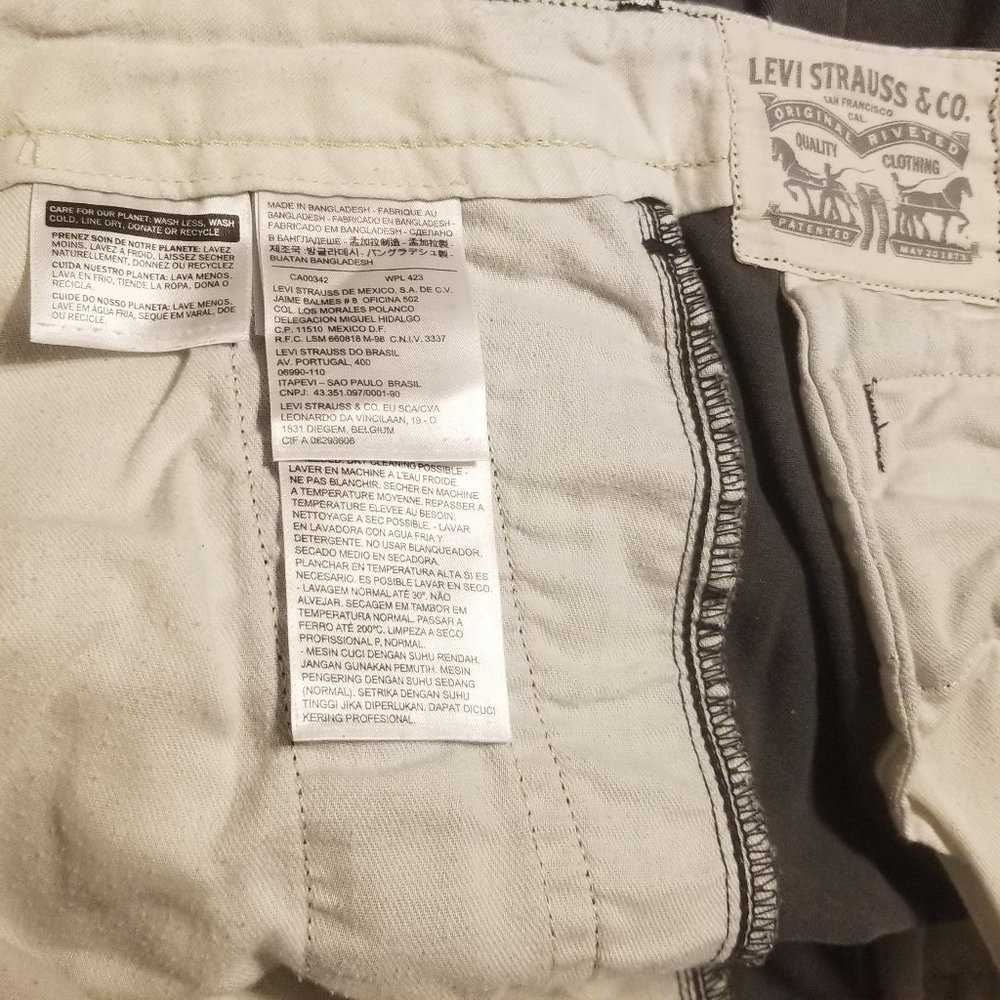 Levi size 42 men's denim shorts - Picture 6 of 7